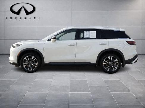 Used 2023 INFINITI QX60 Luxe FWD image 4