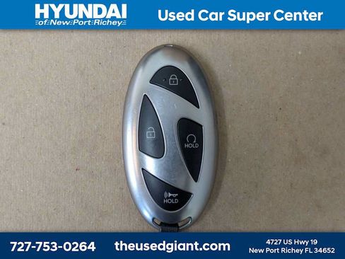 Used 2025 Hyundai Santa Fe SEL FWD image 42