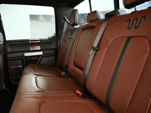 Used 2022 Ford F250 King Ranch w/ Chrome Package image 18