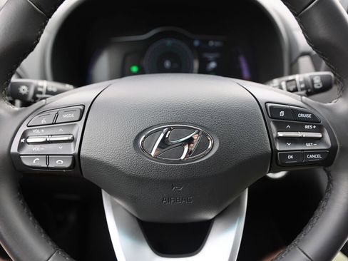 Certified 2021 Hyundai Kona Limited FWD image 35
