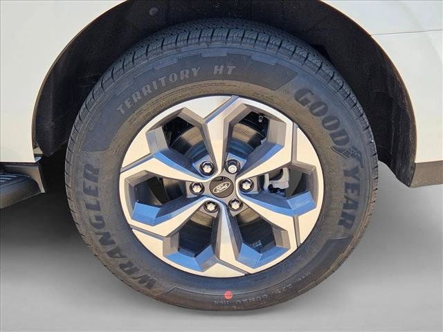 New 2027 Ford Expedition Active RWD image 10