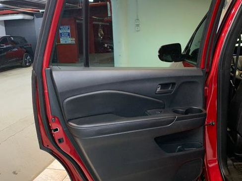 Used 2022 Honda Passport EX-L image 40