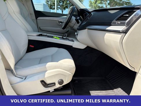Certified 2025 Volvo XC90 B5 Core w/ Protection Package Premier AWD/4WD image 35