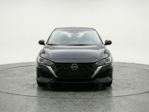 Used 2025 Nissan Sentra S FWD image 2