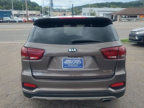 Used 2020 Kia Sorento EX FWD image 4