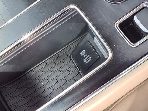 Used 2020 Lincoln Aviator Reserve w/ Equipment Group 201A image 14