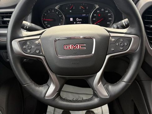 Used 2023 GMC Acadia AT4 w/ Preferred Package AWD/4WD image 10