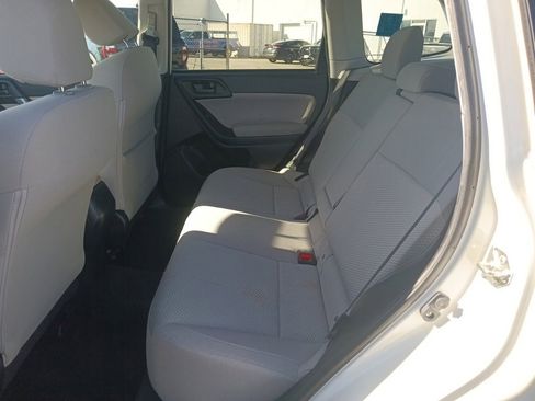 Used 2018 Subaru Forester 2.5i Premium w/ All-Weather Package image 16