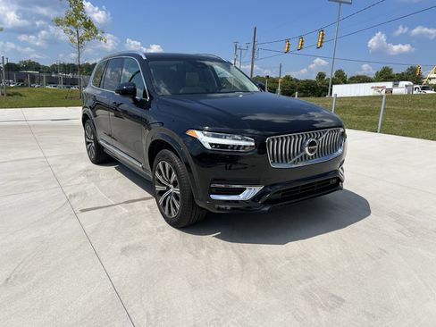 Used 2025 Volvo XC90 B6 Plus AWD/4WD image 1