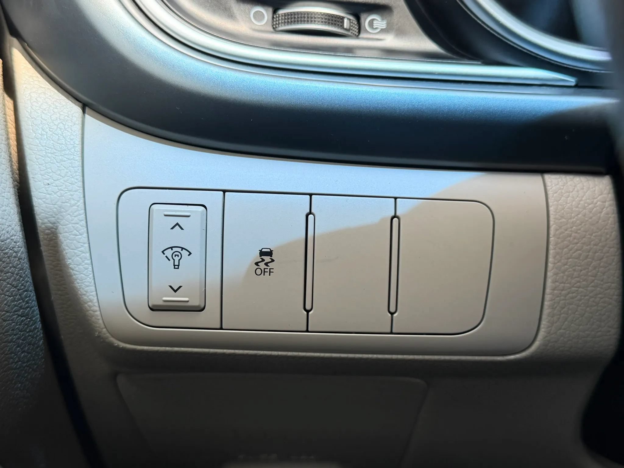 Used 2015 Kia Optima LX FWD image 19