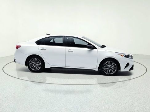 Certified 2024 Kia Forte GT-Line FWD image 7