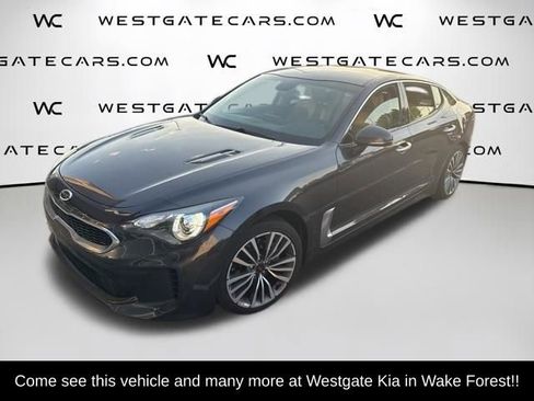 Used 2019 Kia Stinger RWD image 2