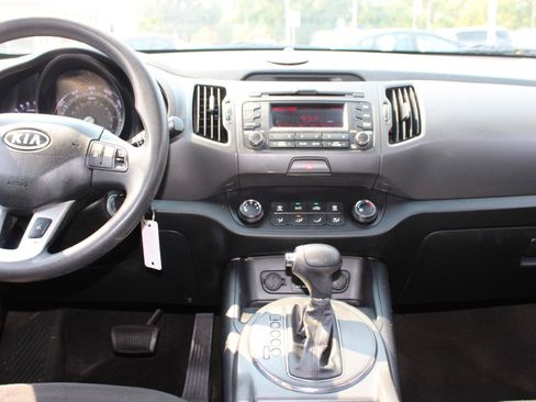 Used 2012 Kia Sportage LX w/ Convenience Pkg FWD image 10