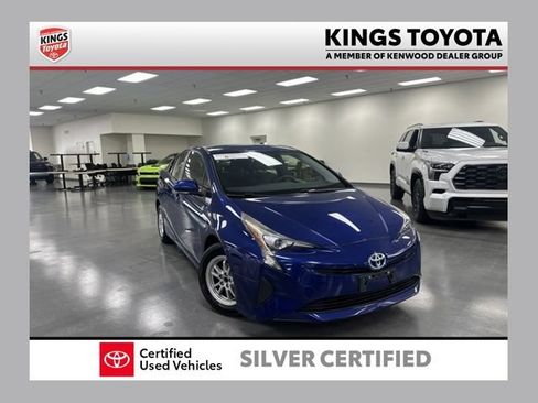 Certified 2016 Toyota Prius Two FWD image 1