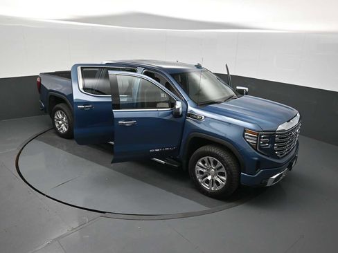 New 2026 GMC Sierra 1500 Denali w/ Technology Package AWD/4WD image 25