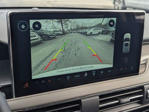 New 2026 Lincoln Corsair Premiere image 18