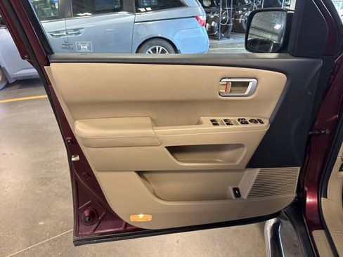 Used 2012 Honda Pilot EX-L image 24