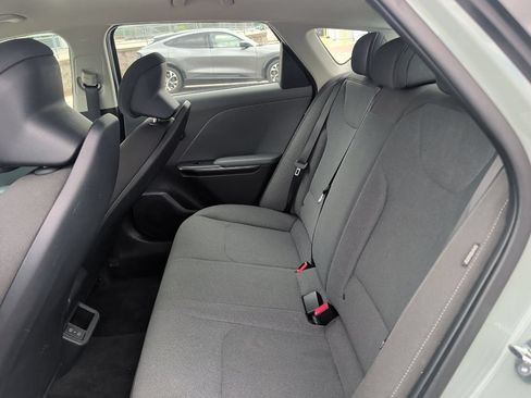 Used 2025 Kia K4 FWD image 13