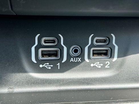 Used 2022 RAM 1500 Big Horn AWD/4WD image 28
