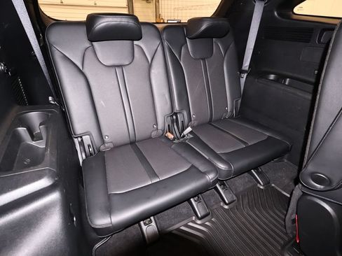 Used 2025 Kia Sorento SX Prestige AWD/4WD image 21