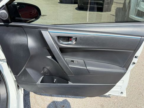 Used 2016 Toyota Corolla S FWD image 27