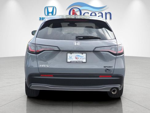 Used 2024 Honda HR-V Sport image 4