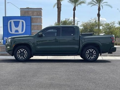 Used 2022 Nissan Frontier SV RWD image 5