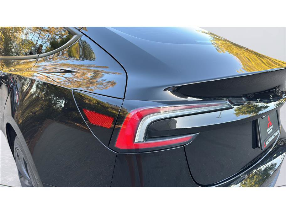 Used 2025 Tesla Model 3 Long Range RWD image 11