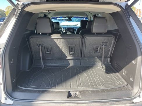 Used 2020 Chevrolet Traverse RS w/ LPO, Floor Liner Package image 6