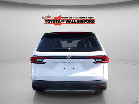 New 2026 Toyota Grand Highlander AWD image 3