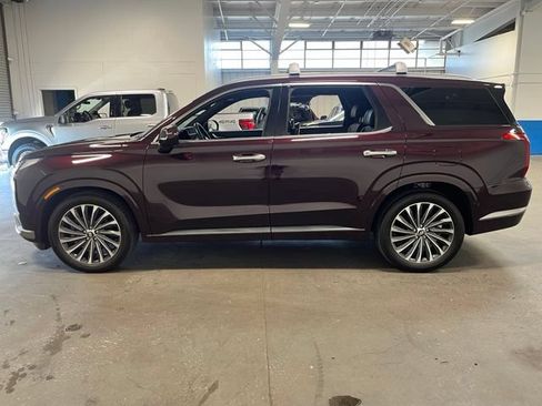 Used 2024 Hyundai Palisade Calligraphy FWD image 6