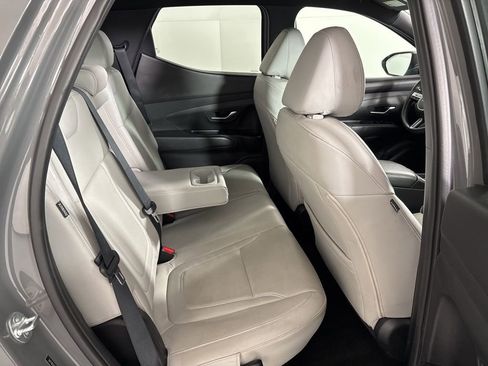 Used 2025 Hyundai Santa Cruz SEL image 37