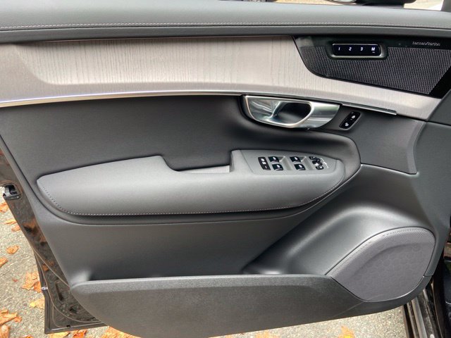 New 2026 Volvo XC90 B5 Ultra AWD/4WD image 12