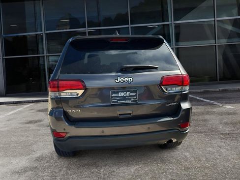 Used 2021 Jeep Grand Cherokee Laredo AWD/4WD image 6