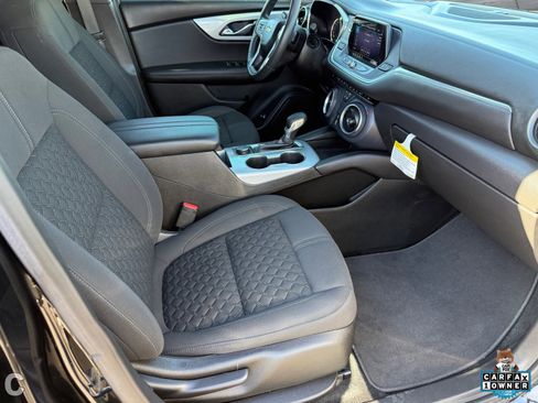 Used 2021 Chevrolet Blazer LT image 9
