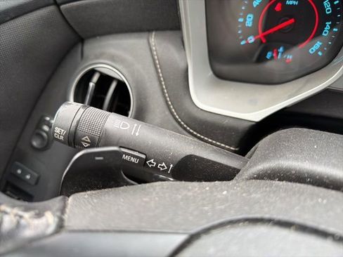 Used 2015 Chevrolet Camaro LT image 29
