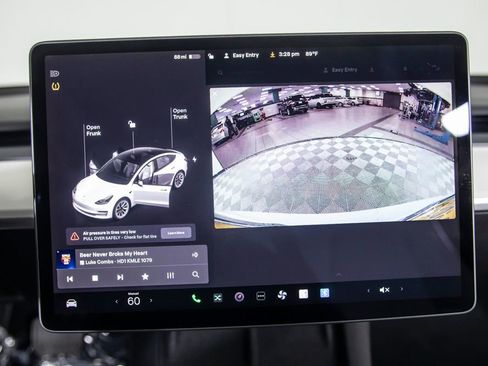 Used 2021 Tesla Model 3 Long Range image 30