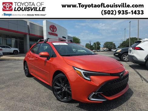 Certified 2025 Toyota Corolla XSE FWD image 1