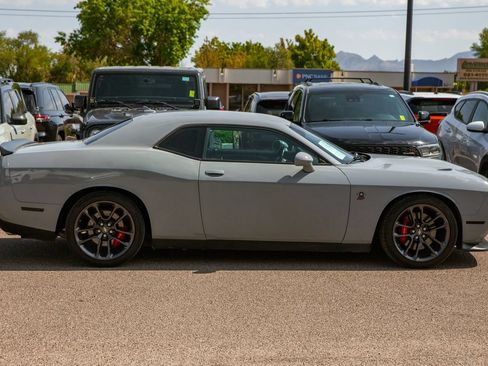 Used 2020 Dodge Challenger R/T Scat Pack RWD image 4