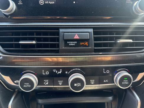 Used 2019 Honda Accord Sport image 28