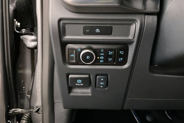 Used 2025 Ford F150 Platinum AWD/4WD image 41