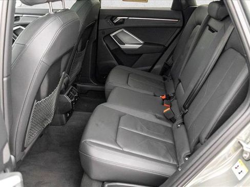 Certified 2025 Audi Q3 2.0T Premium Plus w/ Premium Plus Package image 22