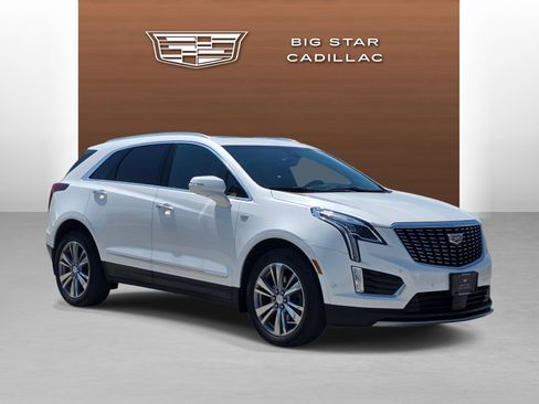 Used 2022 Cadillac XT5 Premium Luxury w/ Platinum Package AWD/4WD image 7