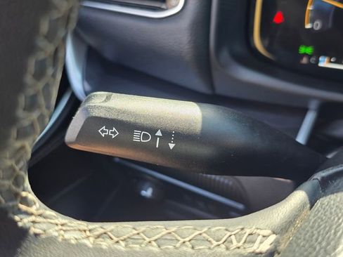 Used 2024 Jeep Wagoneer L 4WD image 44