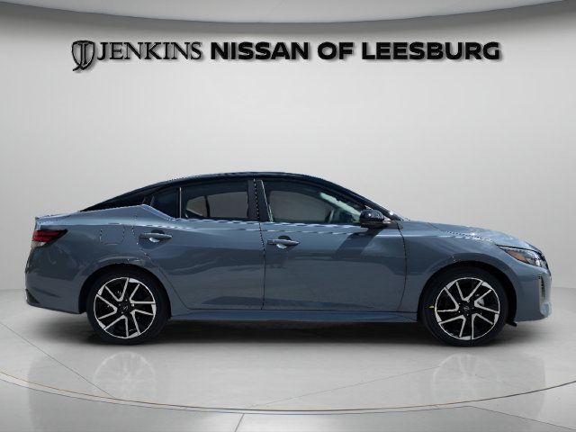 Certified 2025 Nissan Sentra SR FWD image 14