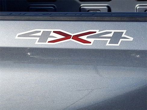 Used 2019 Chevrolet Silverado 1500 LT w/ All-Star Edition image 28