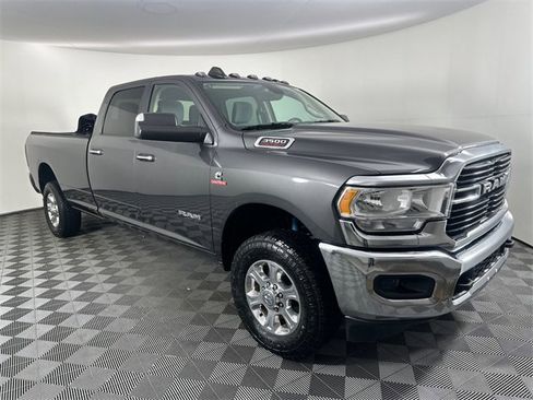 Used 2019 RAM 3500 Big Horn image 10