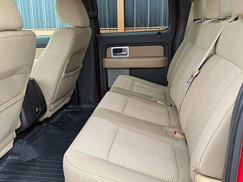 Used 2011 Ford F150 XLT w/ XLT Convenience Pkg image 9