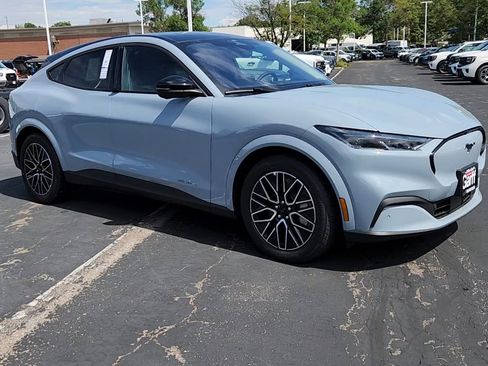 New 2025 Ford Mustang Mach-E Premium image 12