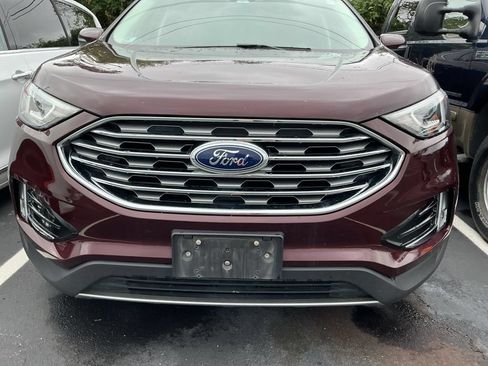 Used 2019 Ford Edge SEL w/ Equipment Group 201A AWD/4WD image 4